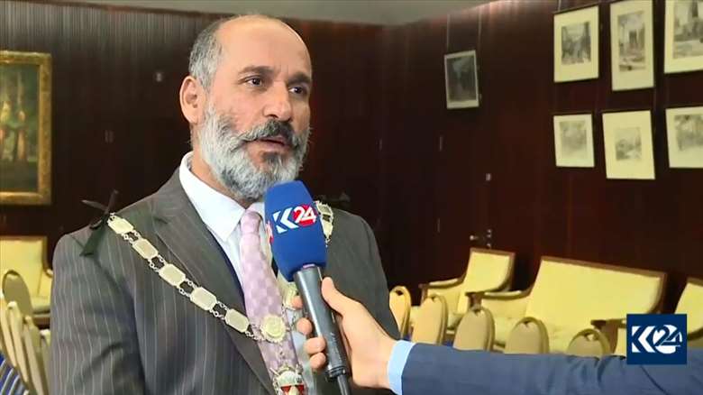 Bo yekem car Kurdek dibe cêgirê parîzgarê deverên Çêlsî û Kîngiston li Birîtanîya